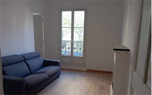 t2 à la location -   75018  PARIS 18EME ARRONDISSEMENT, surface 38 m2 location t2 - UBI472475450